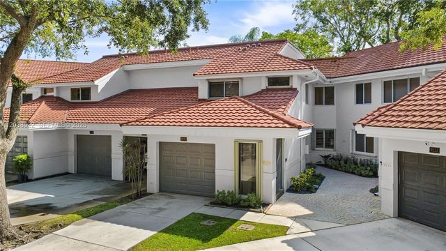 9237 NW 9th Place 9257, Plantation, FL 33324