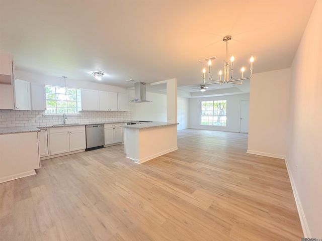 7515 Barbara Cohn Pl, Baton Rouge, LA 70811
