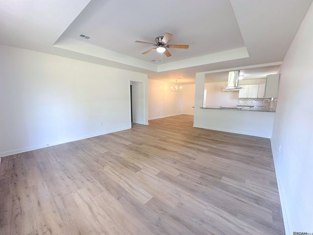 7515 Barbara Cohn Pl, Baton Rouge, LA 70811