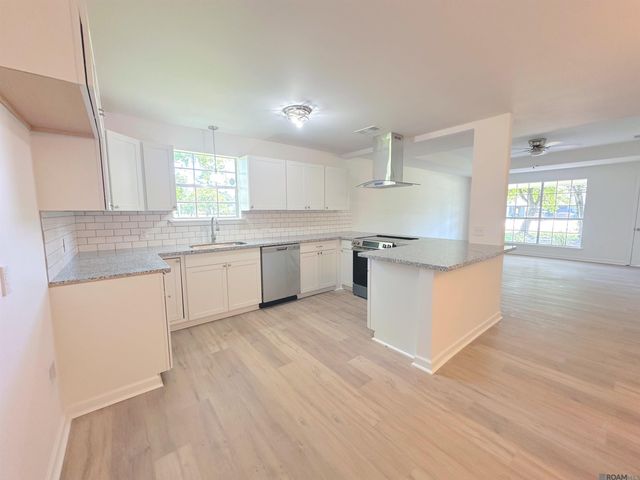 7515 Barbara Cohn Pl, Baton Rouge, LA 70811