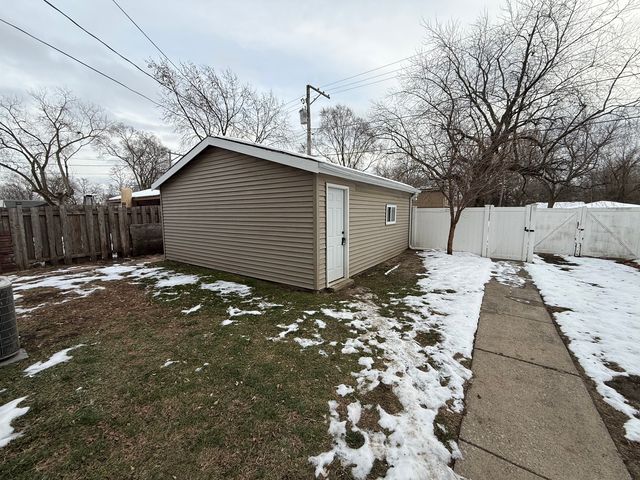 517 E 146th Street, Dolton, IL 60419