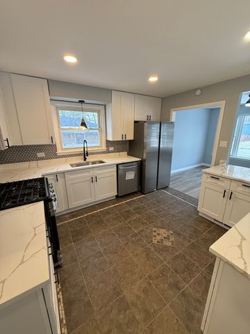 517 E 146th Street, Dolton, IL 60419