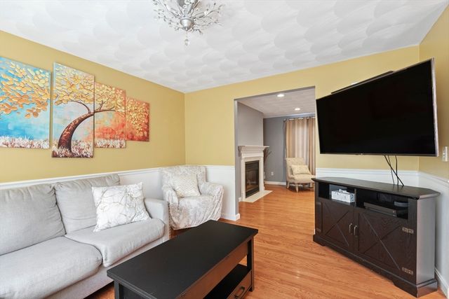 210 Morris St, Cumberland, RI 02864