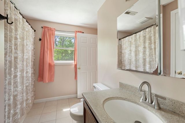 210 Morris St, Cumberland, RI 02864