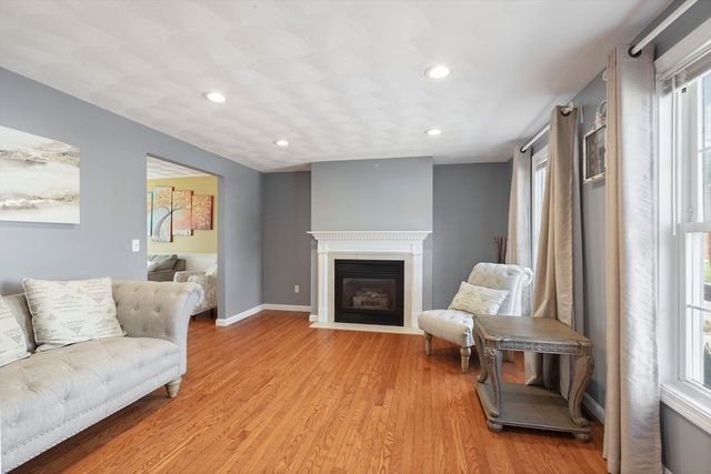 210 Morris St, Cumberland, RI 02864