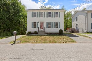 210 Morris St, Cumberland, RI 02864