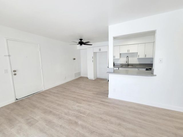 31200 Landau Boulevard 305, Cathedral City, CA 92234