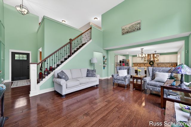 3924 Harbor Breeze Drive, Norton Shores City, MI 49441