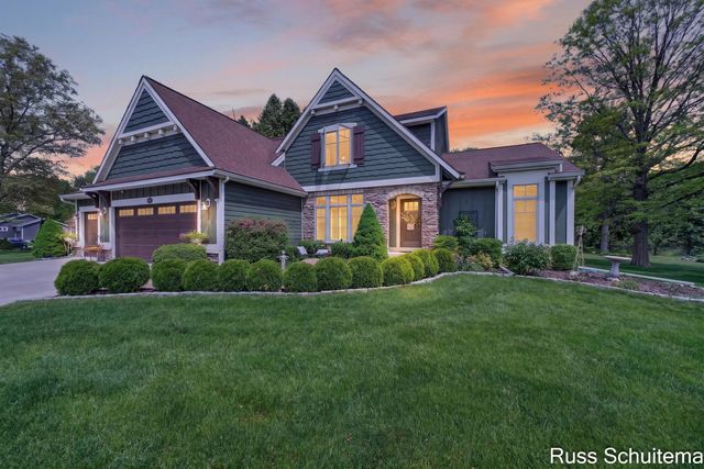 3924 Harbor Breeze Drive, Norton Shores City, MI 49441
