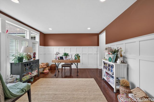 3924 Harbor Breeze Drive, Norton Shores City, MI 49441