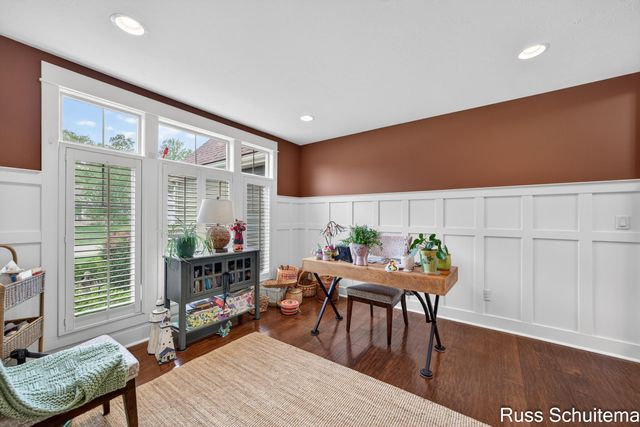 3924 Harbor Breeze Drive, Norton Shores City, MI 49441
