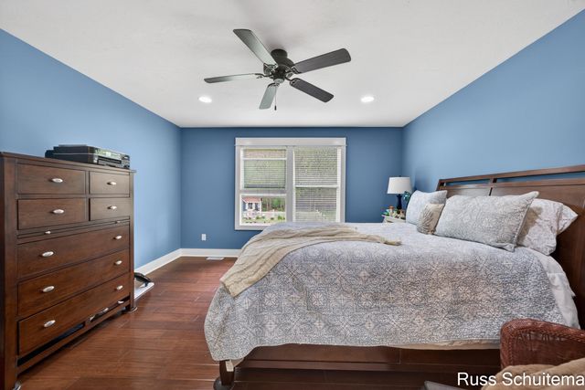 3924 Harbor Breeze Drive, Norton Shores City, MI 49441