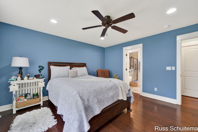 3924 Harbor Breeze Drive, Norton Shores City, MI 49441