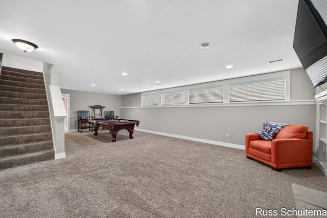 3924 Harbor Breeze Drive, Norton Shores City, MI 49441