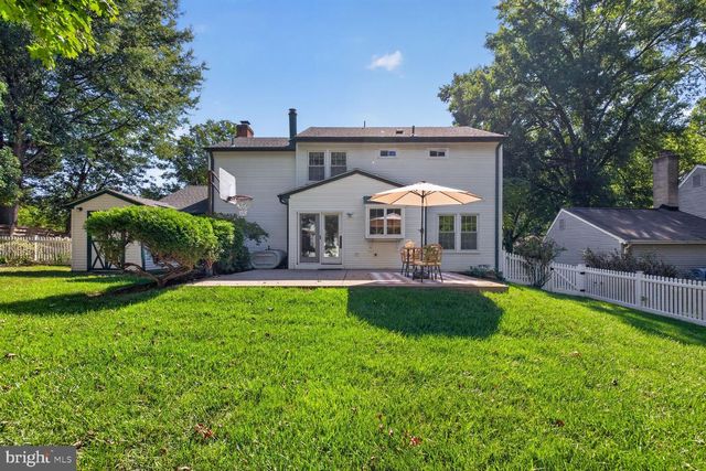 10 TREWORTHY RD, Gaithersburg, MD 20878