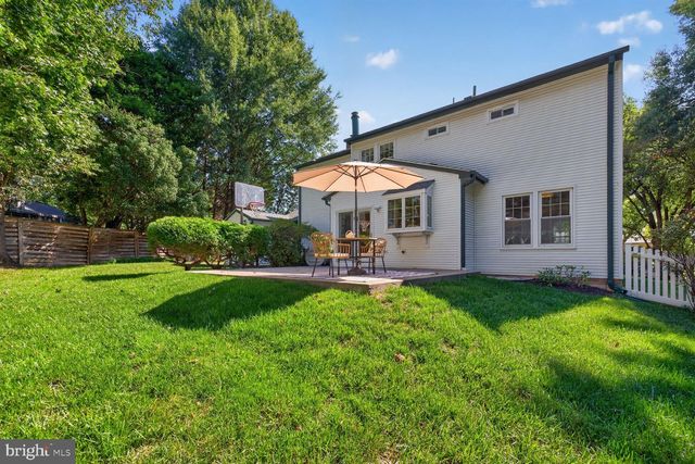 10 TREWORTHY RD, Gaithersburg, MD 20878