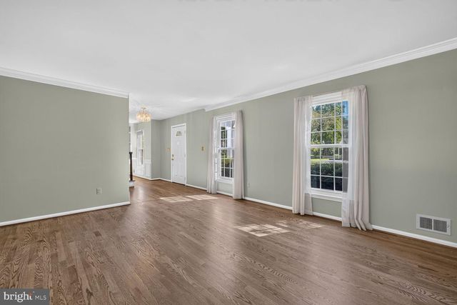 10 TREWORTHY RD, Gaithersburg, MD 20878
