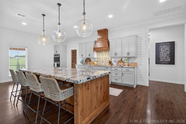 5086 N 427, Pryor, OK 74361