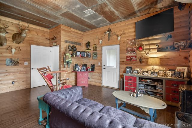 5086 N 427, Pryor, OK 74361