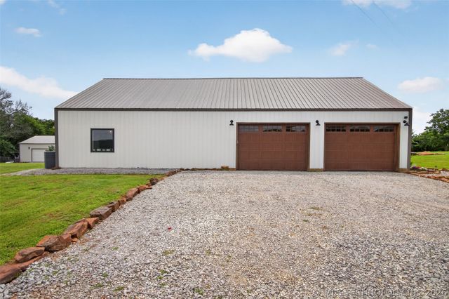 5086 N 427, Pryor, OK 74361