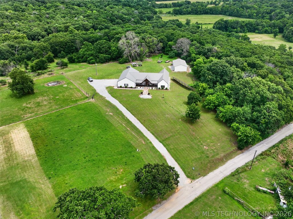 5086 N 427, Pryor, OK 74361