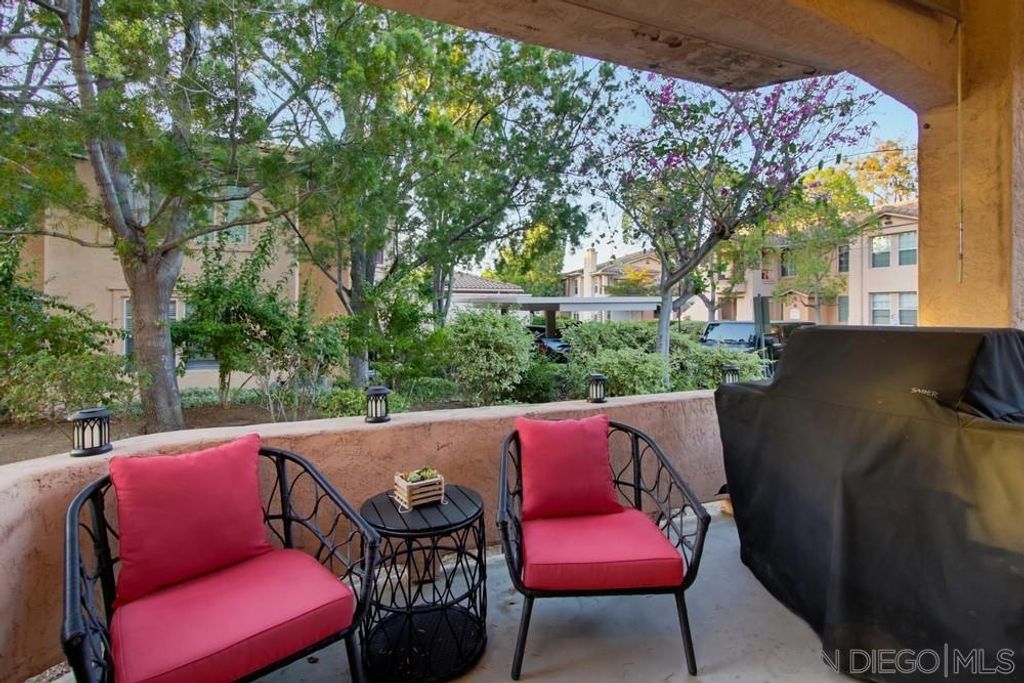 Image 25 of property listing at 18630 Caminito Cantilena 297, San Diego, CA 92128