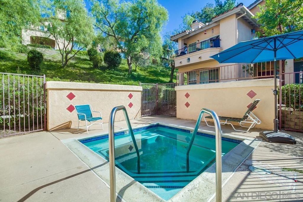 Image 29 of property listing at 18630 Caminito Cantilena 297, San Diego, CA 92128