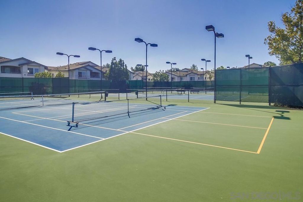Image 31 of property listing at 18630 Caminito Cantilena 297, San Diego, CA 92128