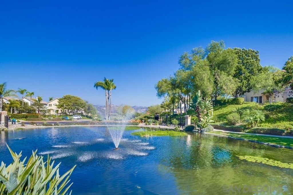 Image 47 of property listing at 18630 Caminito Cantilena 297, San Diego, CA 92128