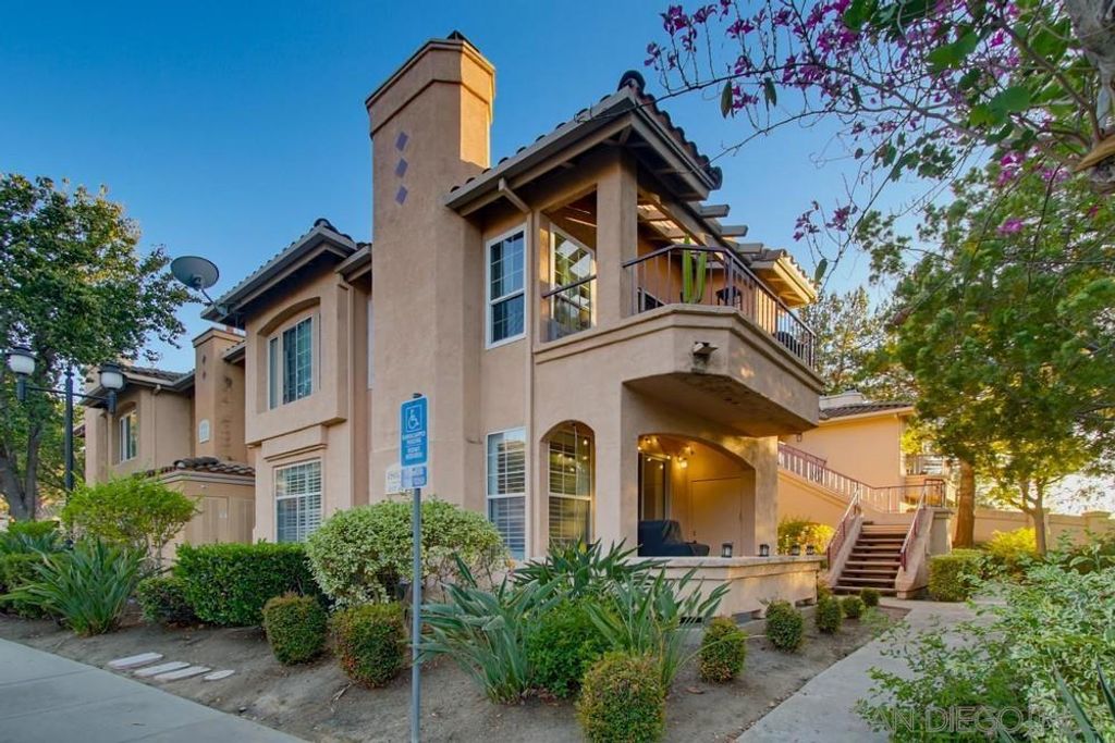 Image 53 of property listing at 18630 Caminito Cantilena 297, San Diego, CA 92128