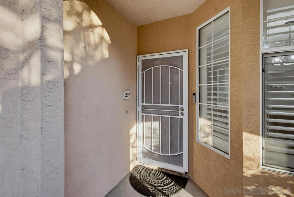 Image 55 of property listing at 18630 Caminito Cantilena 297, San Diego, CA 92128