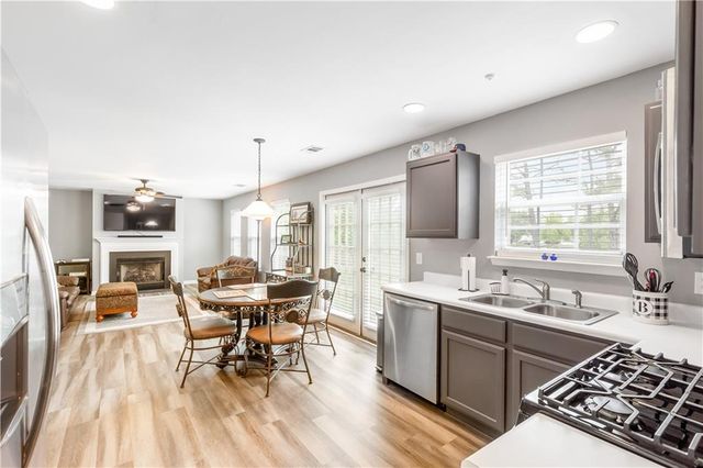 1194 Grandview Circle, Powder Springs, GA 30127