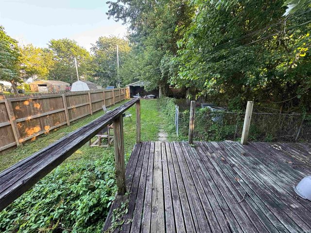 615 E Florida Avenue, Evansville, IN 47711
