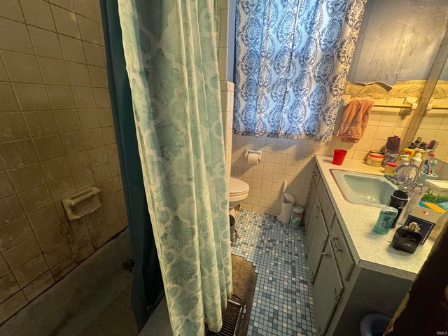 615 E Florida Avenue, Evansville, IN 47711