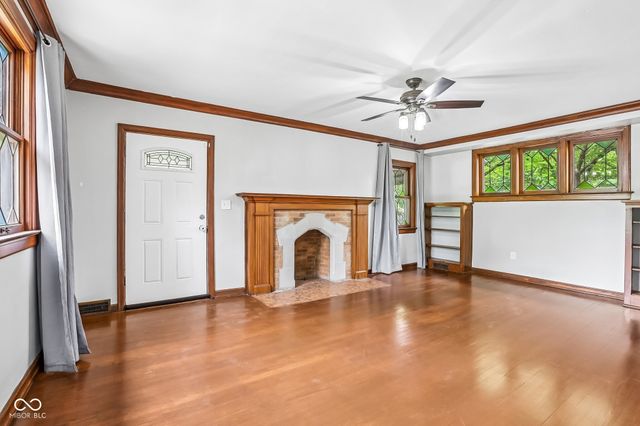 20 E Pleasant Run Parkway North Drive, Indianapolis, IN 46225
