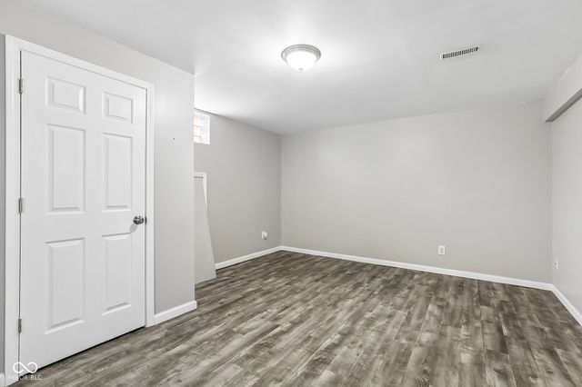 20 E Pleasant Run Parkway North Drive, Indianapolis, IN 46225