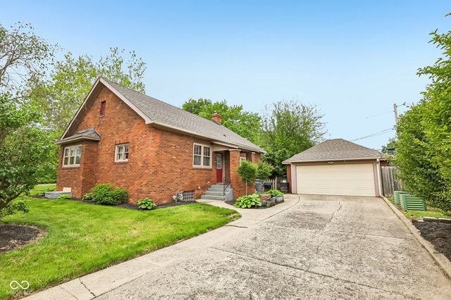 20 E Pleasant Run Parkway North Drive, Indianapolis, IN 46225