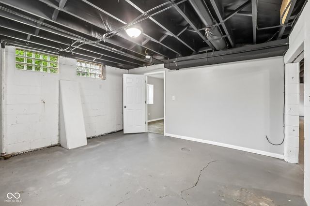 20 E Pleasant Run Parkway North Drive, Indianapolis, IN 46225