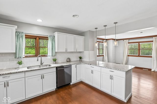 20 E Pleasant Run Parkway North Drive, Indianapolis, IN 46225