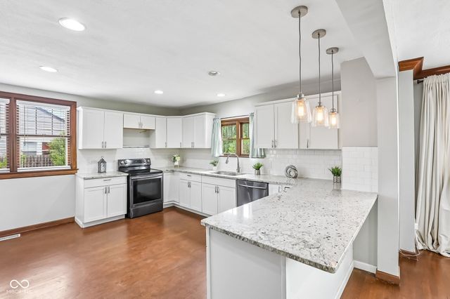 20 E Pleasant Run Parkway North Drive, Indianapolis, IN 46225