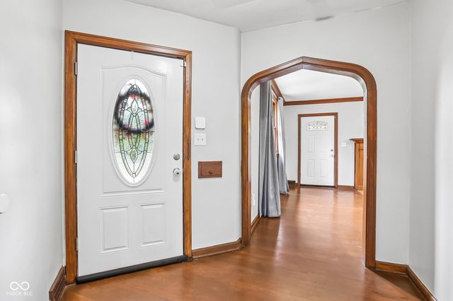 20 E Pleasant Run Parkway North Drive, Indianapolis, IN 46225