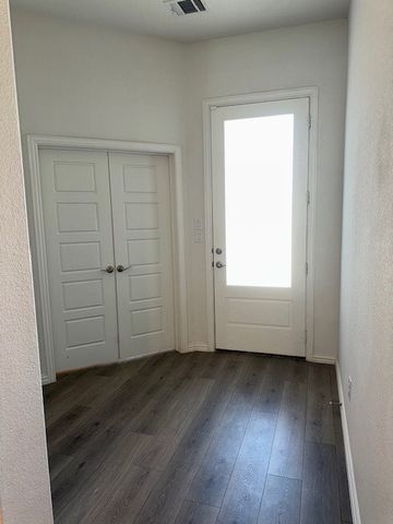 5534 Capilano Court, Garland, TX 75043