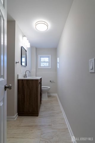 328 Ralph Street, Franklin Twsp, NJ 08873