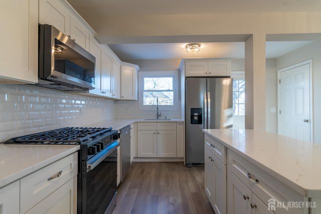 328 Ralph Street, Franklin Twsp, NJ 08873