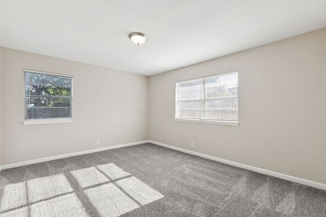 7009 Corona Drive, Haltom City, TX 76180