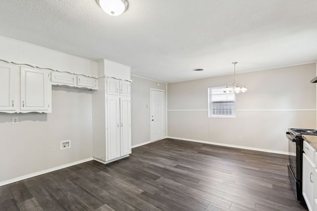 7009 Corona Drive, Haltom City, TX 76180