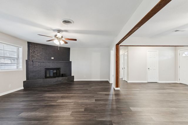 7009 Corona Drive, Haltom City, TX 76180