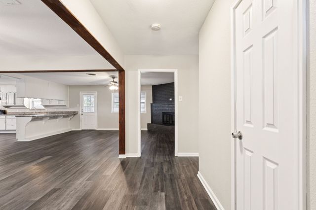 7009 Corona Drive, Haltom City, TX 76180