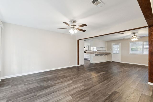 7009 Corona Drive, Haltom City, TX 76180