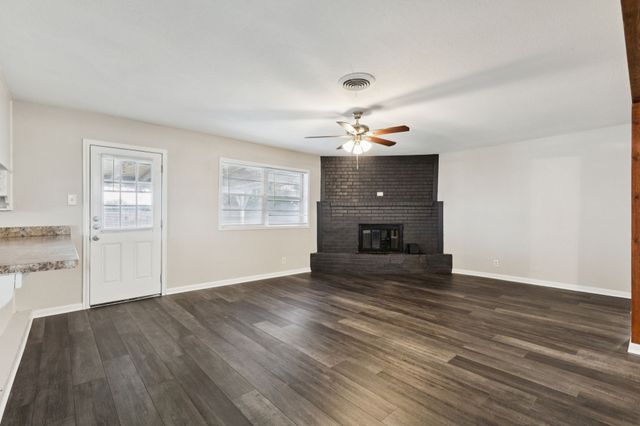 7009 Corona Drive, Haltom City, TX 76180